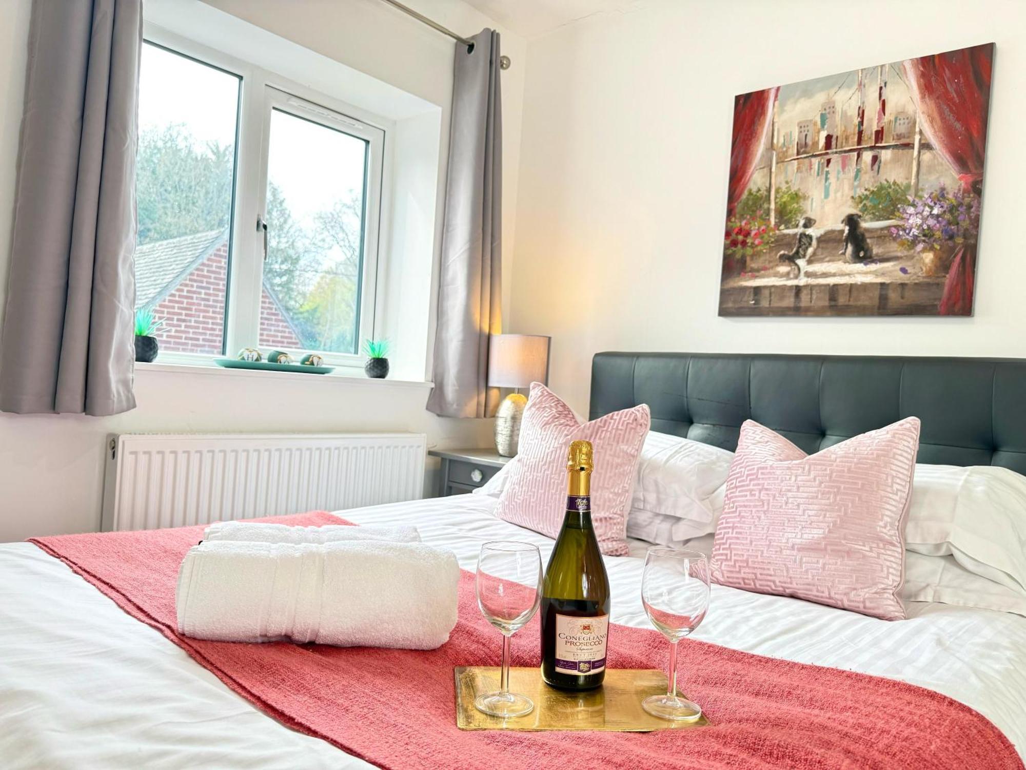Walnut Flats-F5, Stylish 1-Bedroom - Parking, Netflix, Wifi - Close To Oxford, Bicester & Blenheim Palace Кидлингтон Экстерьер фото